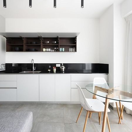 Yefet - By Beach Apartments Tlv Tel Aviv Eksteriør billede