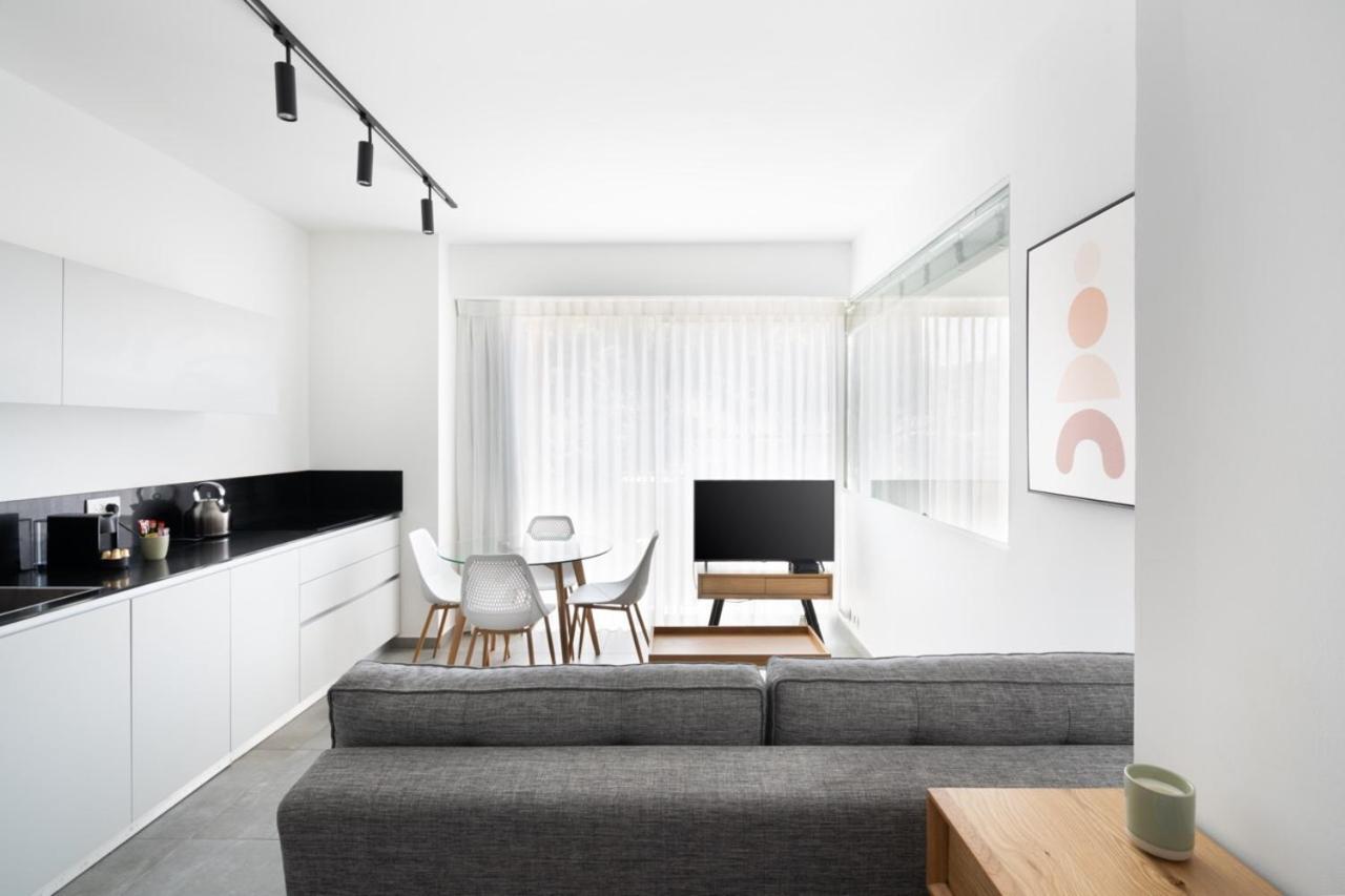 Yefet - By Beach Apartments Tlv Tel Aviv Eksteriør billede
